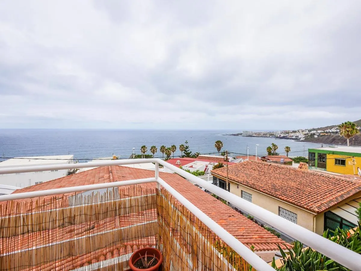 Surf & Stay Bajamar  Spain